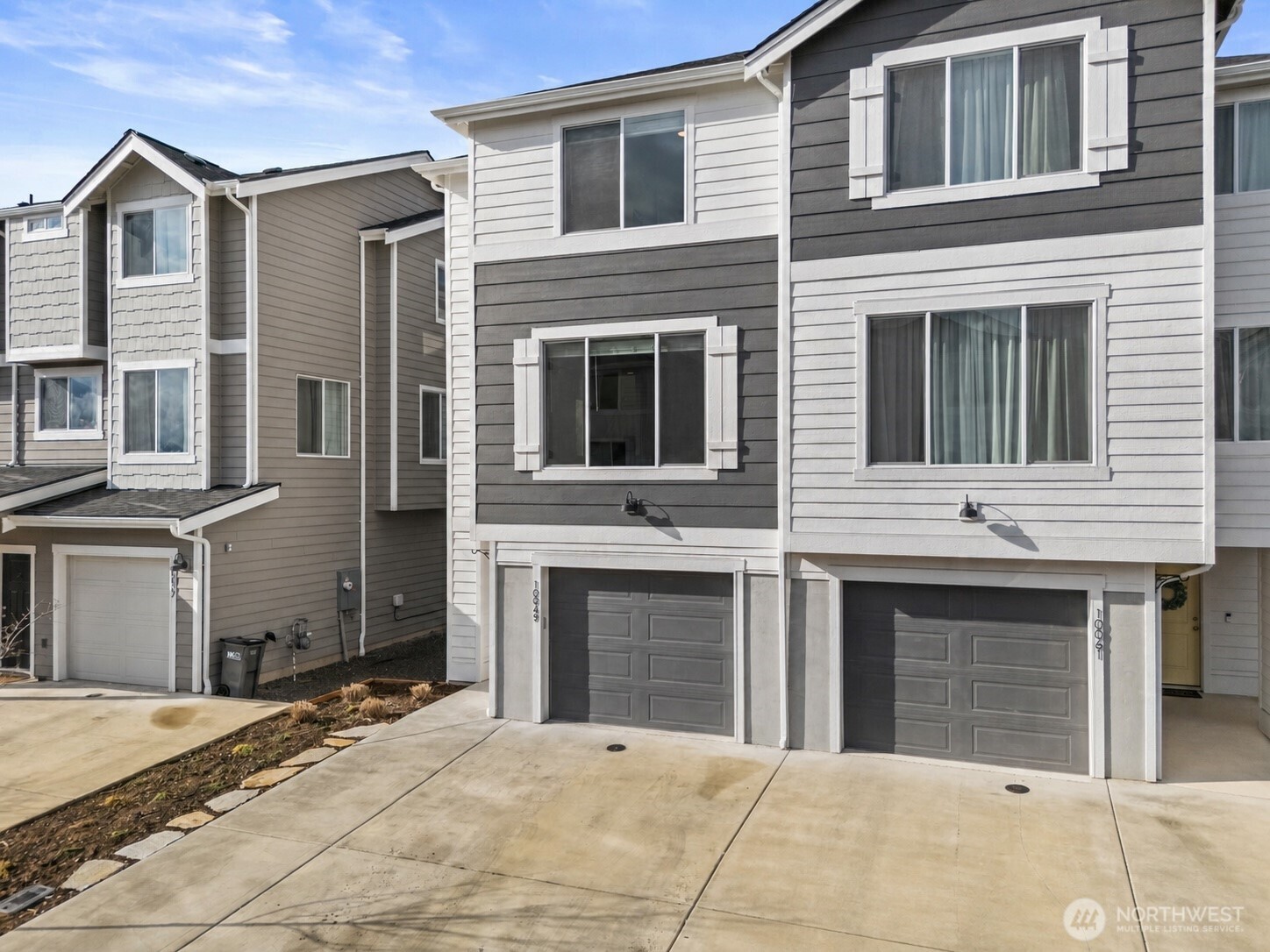 10049 Kings Landing Avenue NW, Bremerton, WA 98311