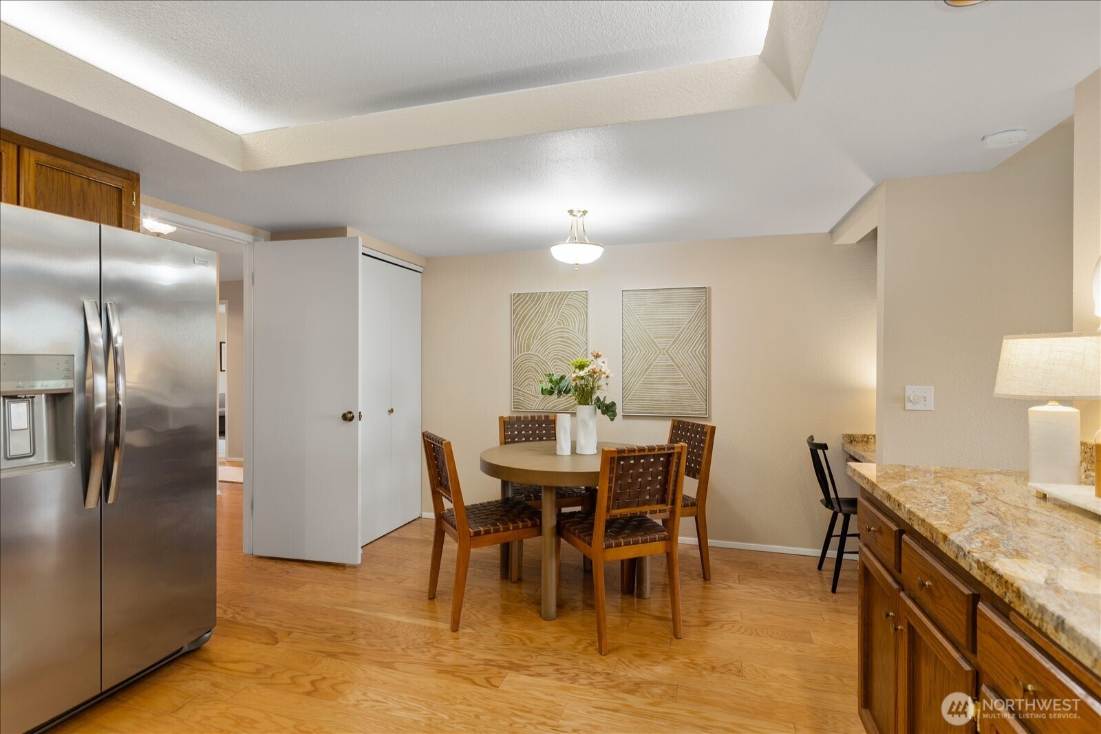 1005 5th Avenue S #301, Edmonds, WA 98020