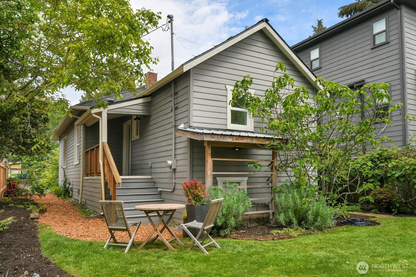 511 N 82nd Street , Seattle, WA 98103