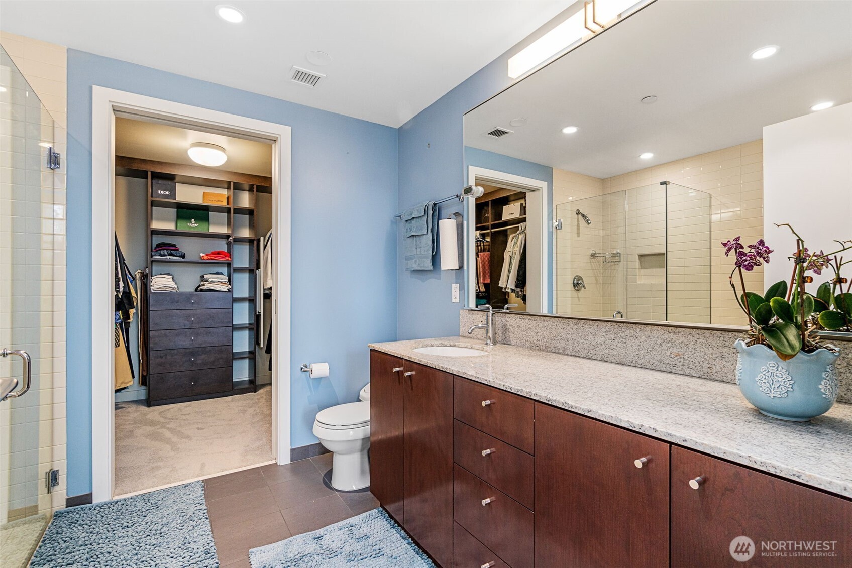 909 5th Avenue #1902, Seattle, WA 98104