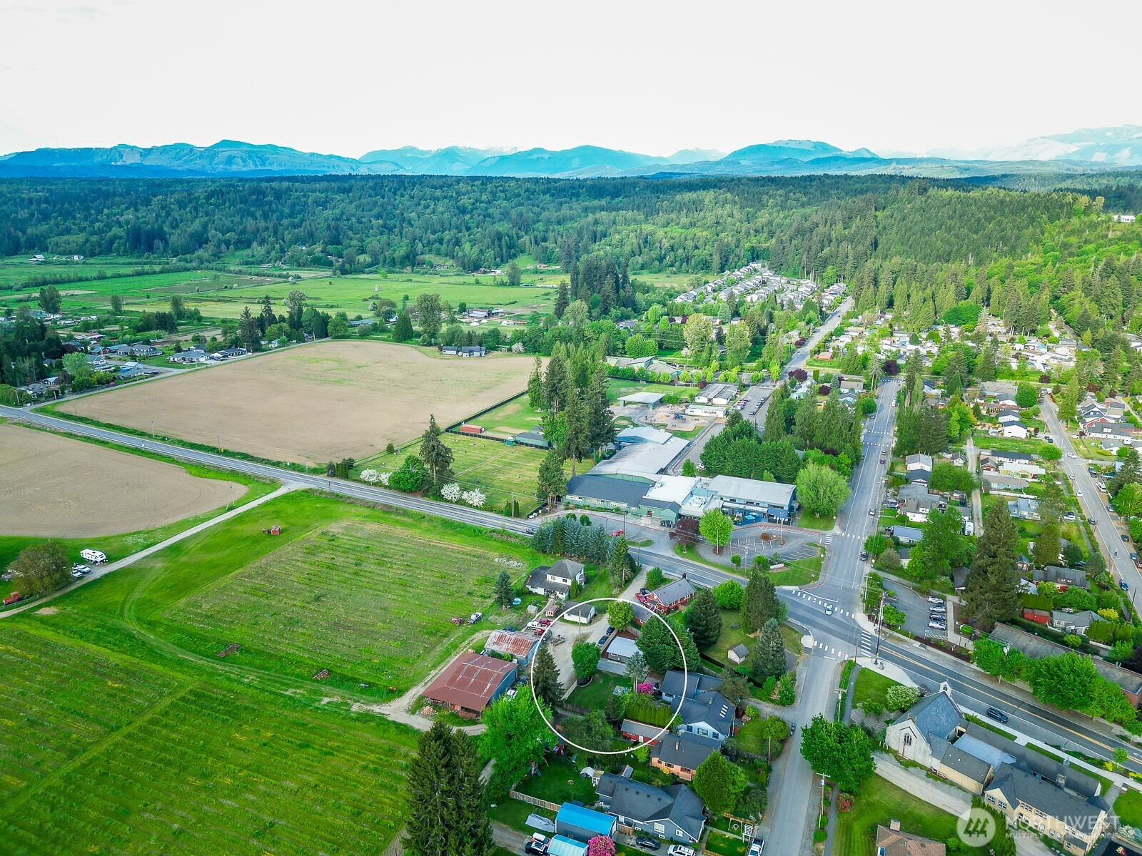 31952 W Bagwell Street , Carnation, WA 98014