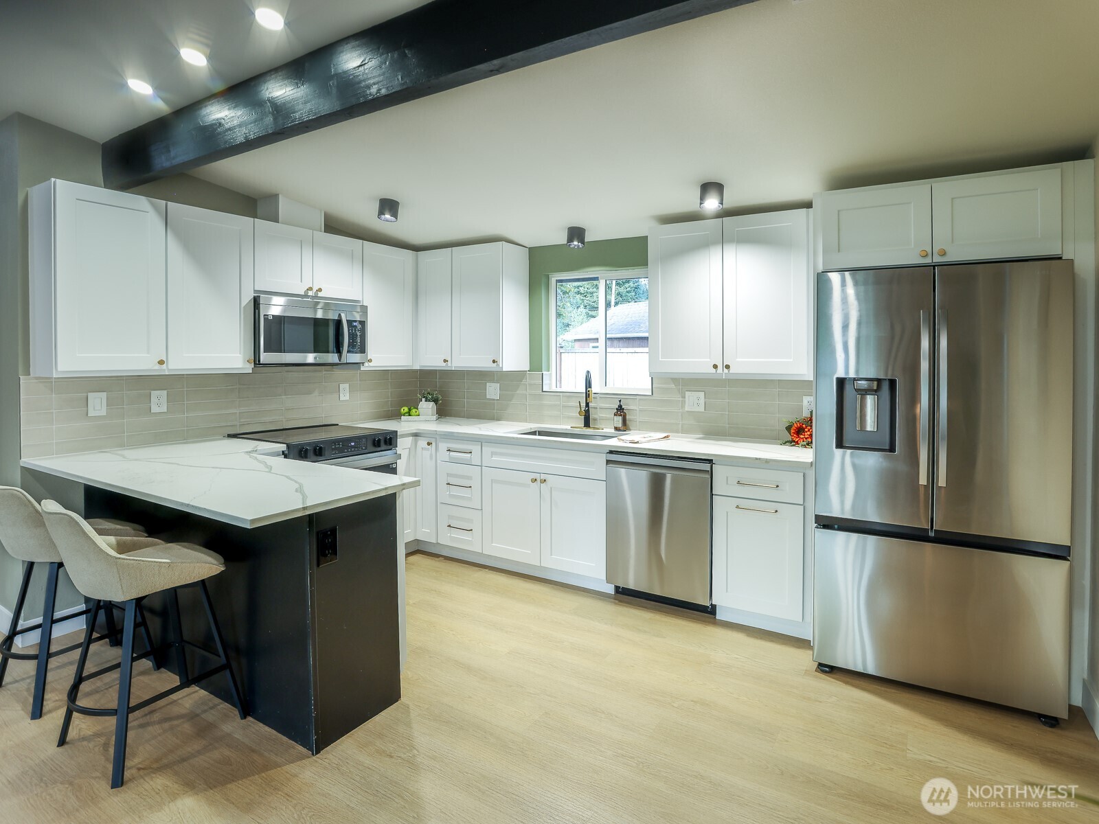 31952 W Bagwell Street , Carnation, WA 98014