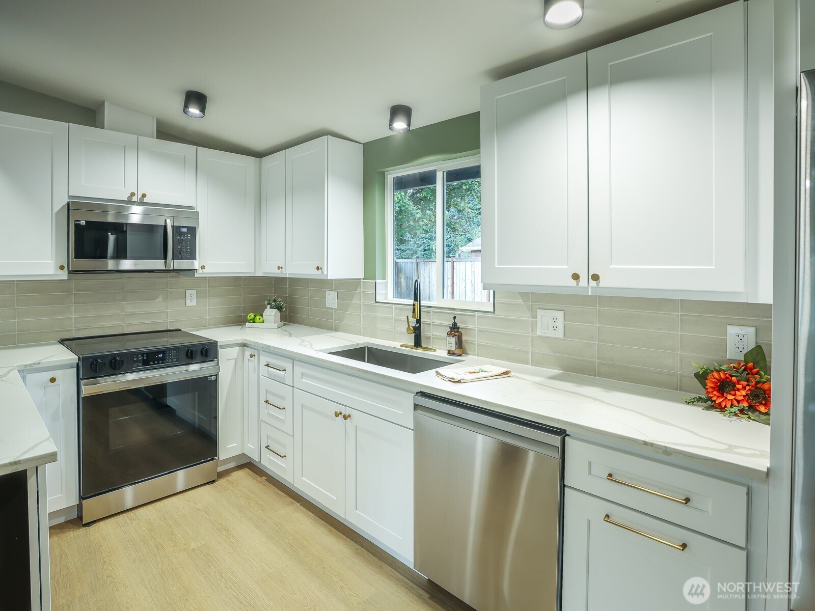 31952 W Bagwell Street , Carnation, WA 98014