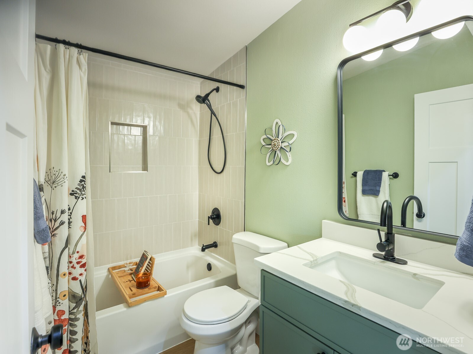 31952 W Bagwell Street , Carnation, WA 98014