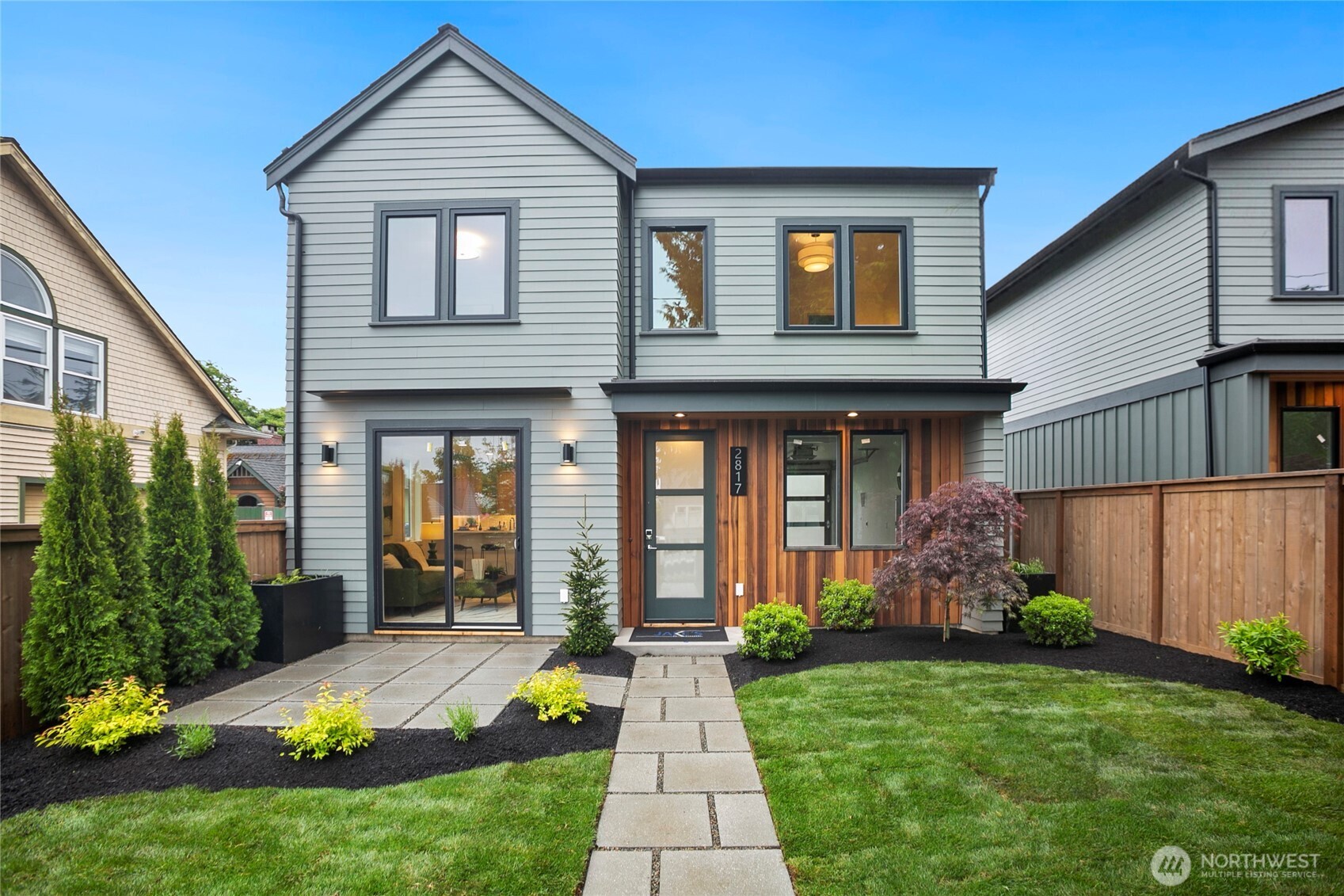 2817 W Bertona Street , Seattle, WA 98199
