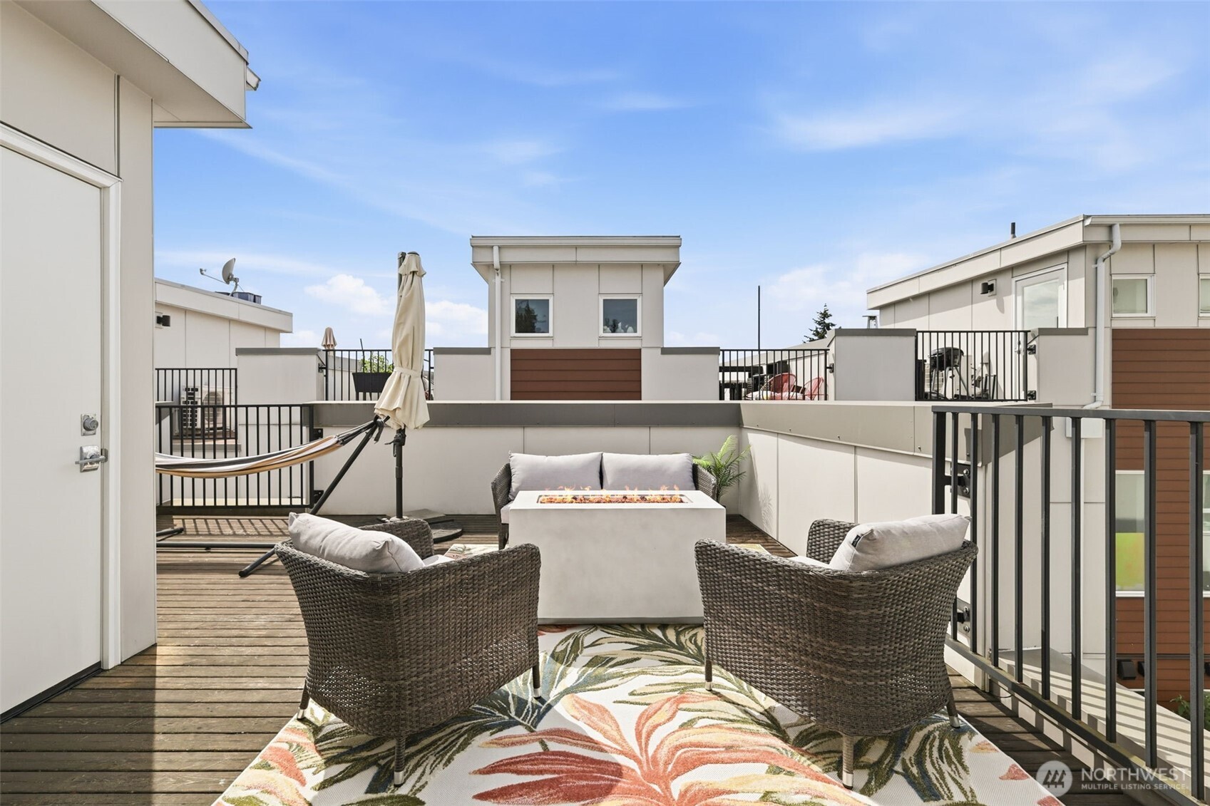 1498 NW 75th Street , Seattle, WA 98117