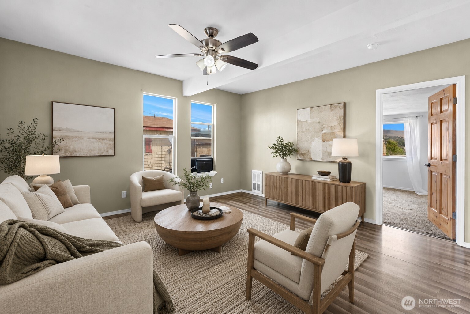 811 Cascade Street , Wenatchee, WA 98801