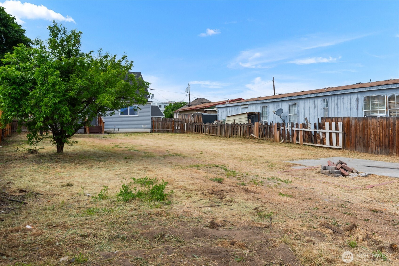 811 Cascade Street , Wenatchee, WA 98801