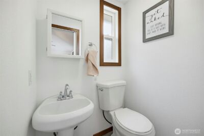 33915 Tanwax Court E, Eatonville, WA 98328 - Photo 35