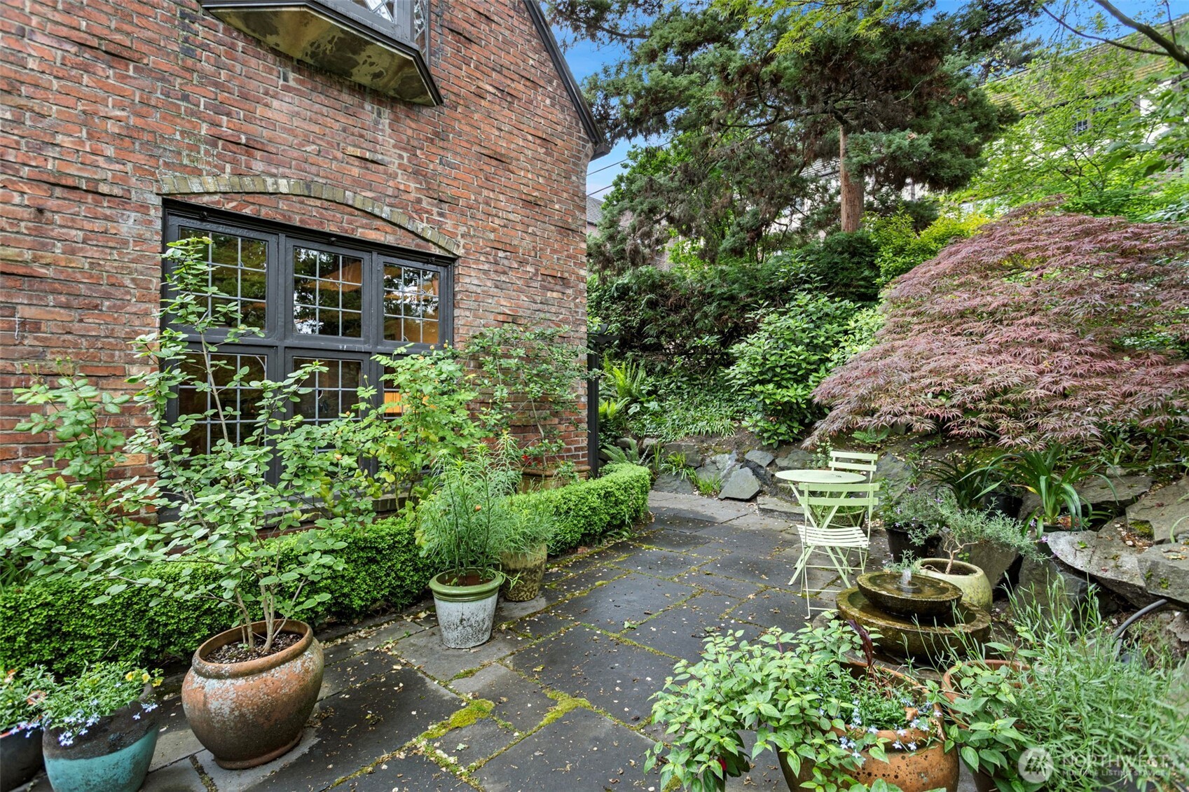 720 Belmont Avenue E #6, Seattle, WA 98102-5907