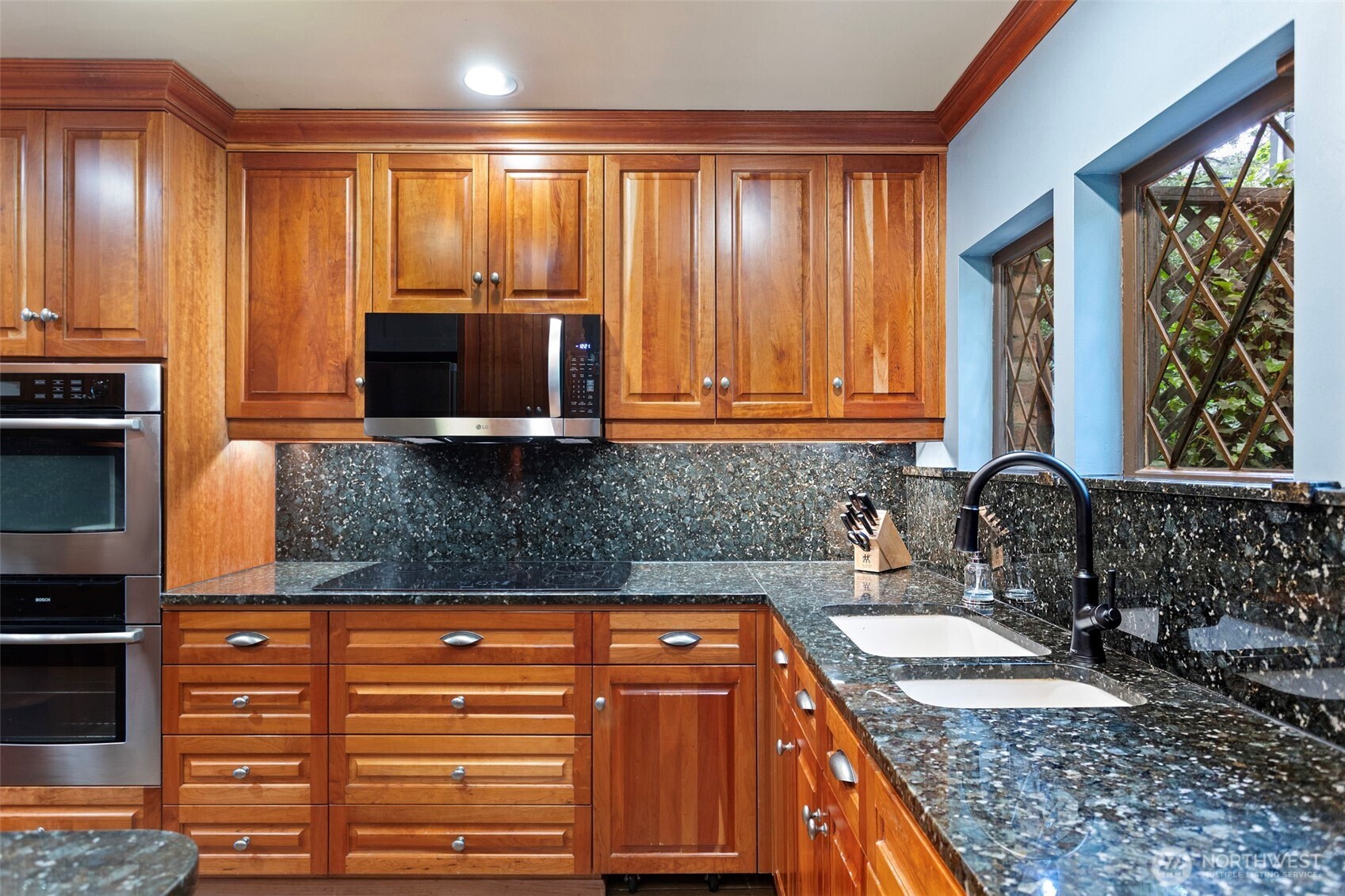 720 Belmont Avenue E #6, Seattle, WA 98102-5907