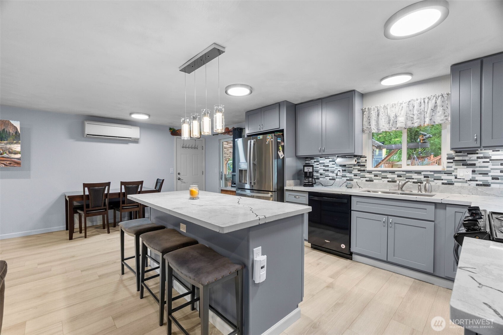 7312 Greenvalley Court SW, Olympia, WA 98512