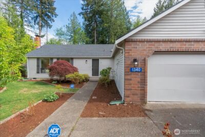 1340 NW Huckle Drive , Bremerton, WA 98311 - Photo 2
