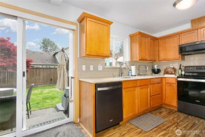 6336 Park Street E, Fife, WA 98424 - Photo 10