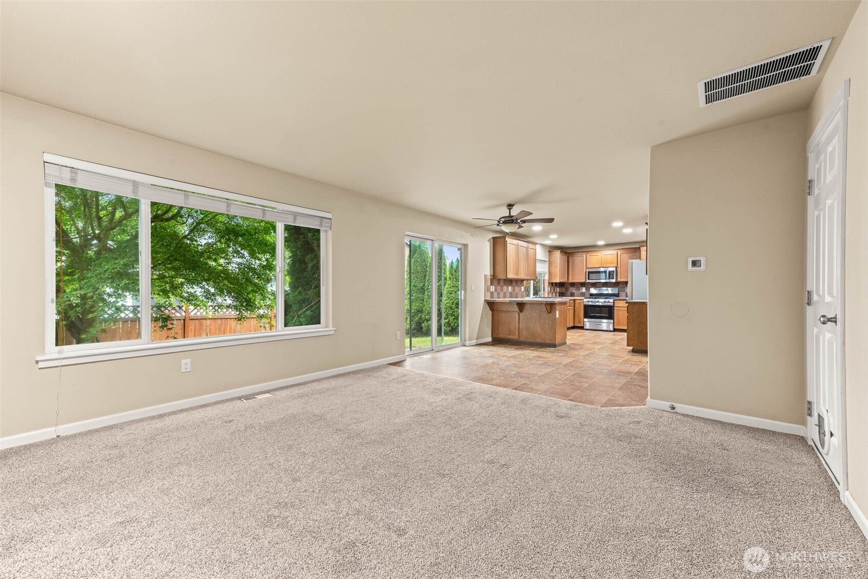 7076 Prism Street SE, Lacey, WA 98513
