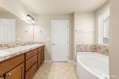 7076 Prism Street SE, Lacey, WA 98513 - Photo 26