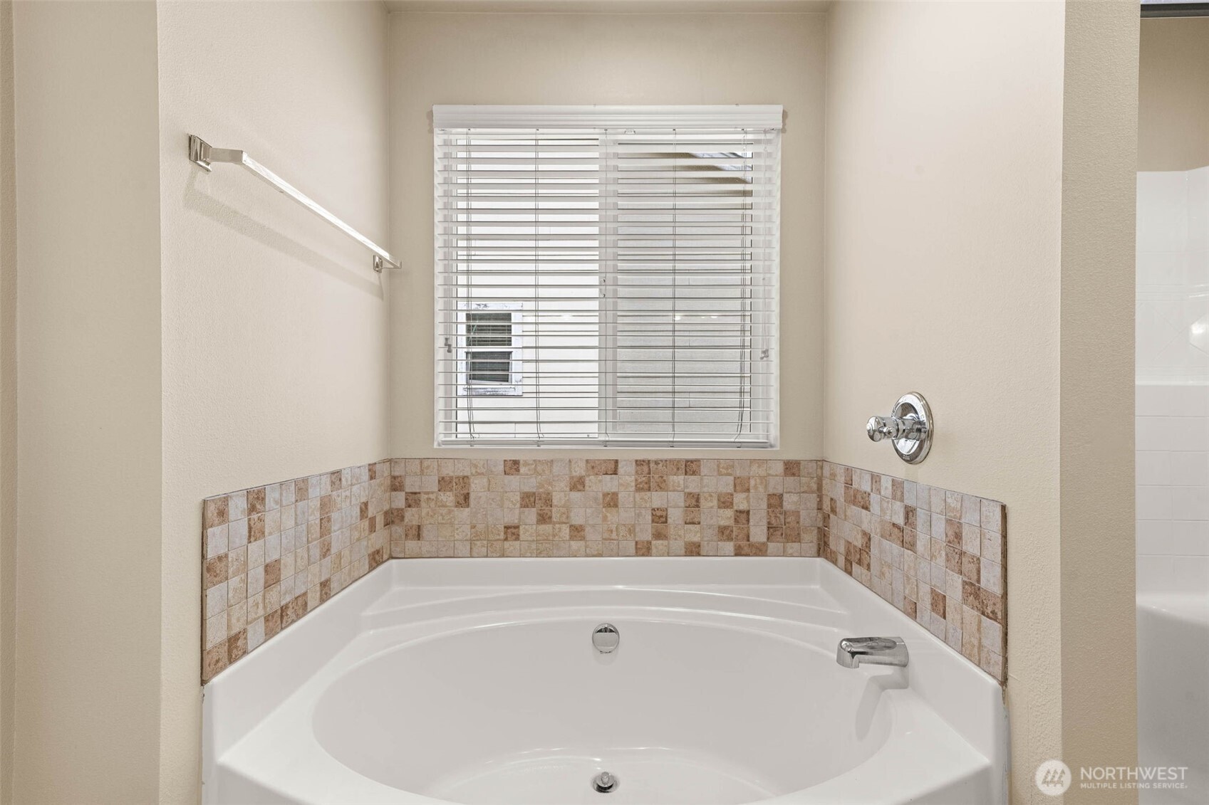 7076 Prism Street SE, Lacey, WA 98513
