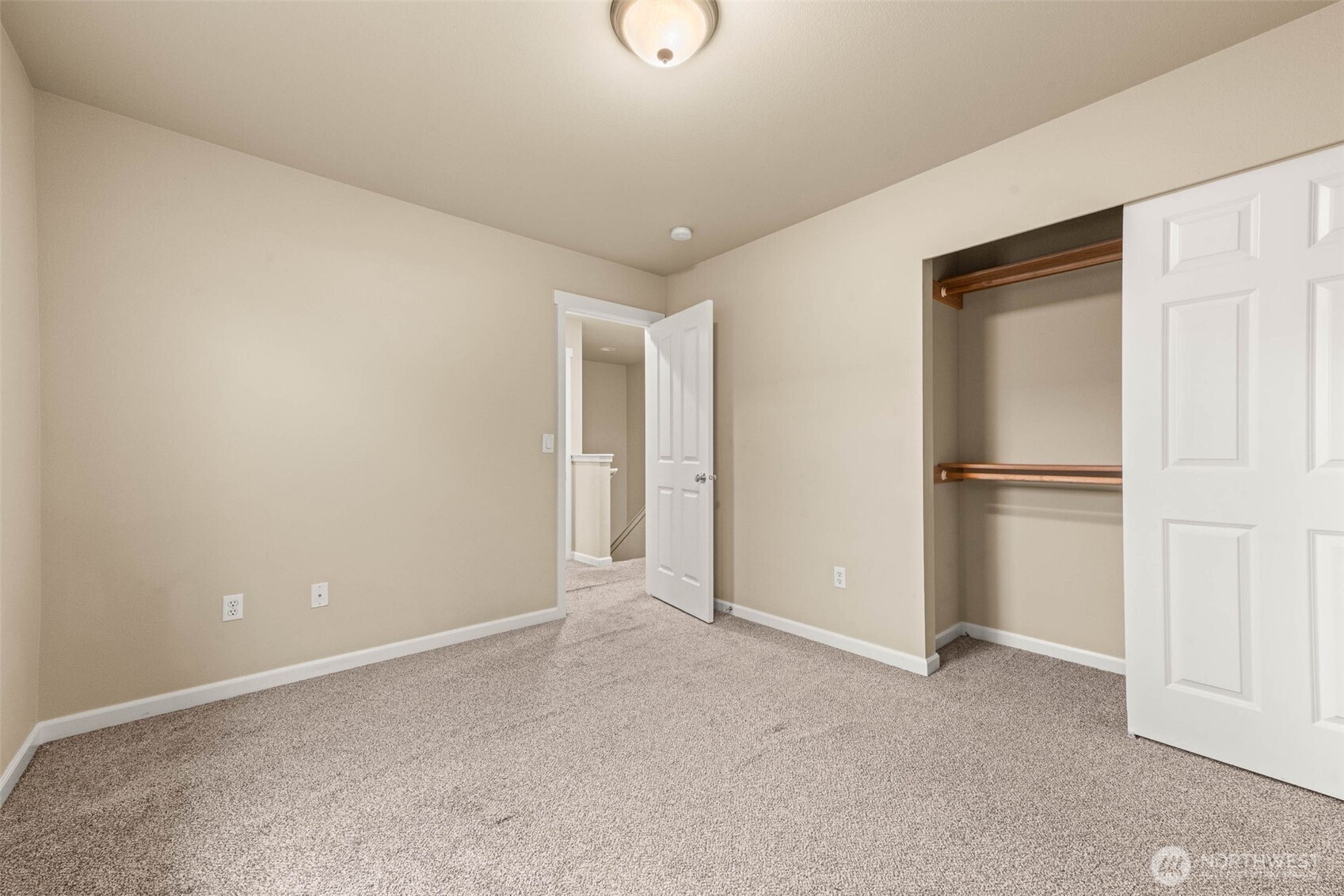 7076 Prism Street SE, Lacey, WA 98513