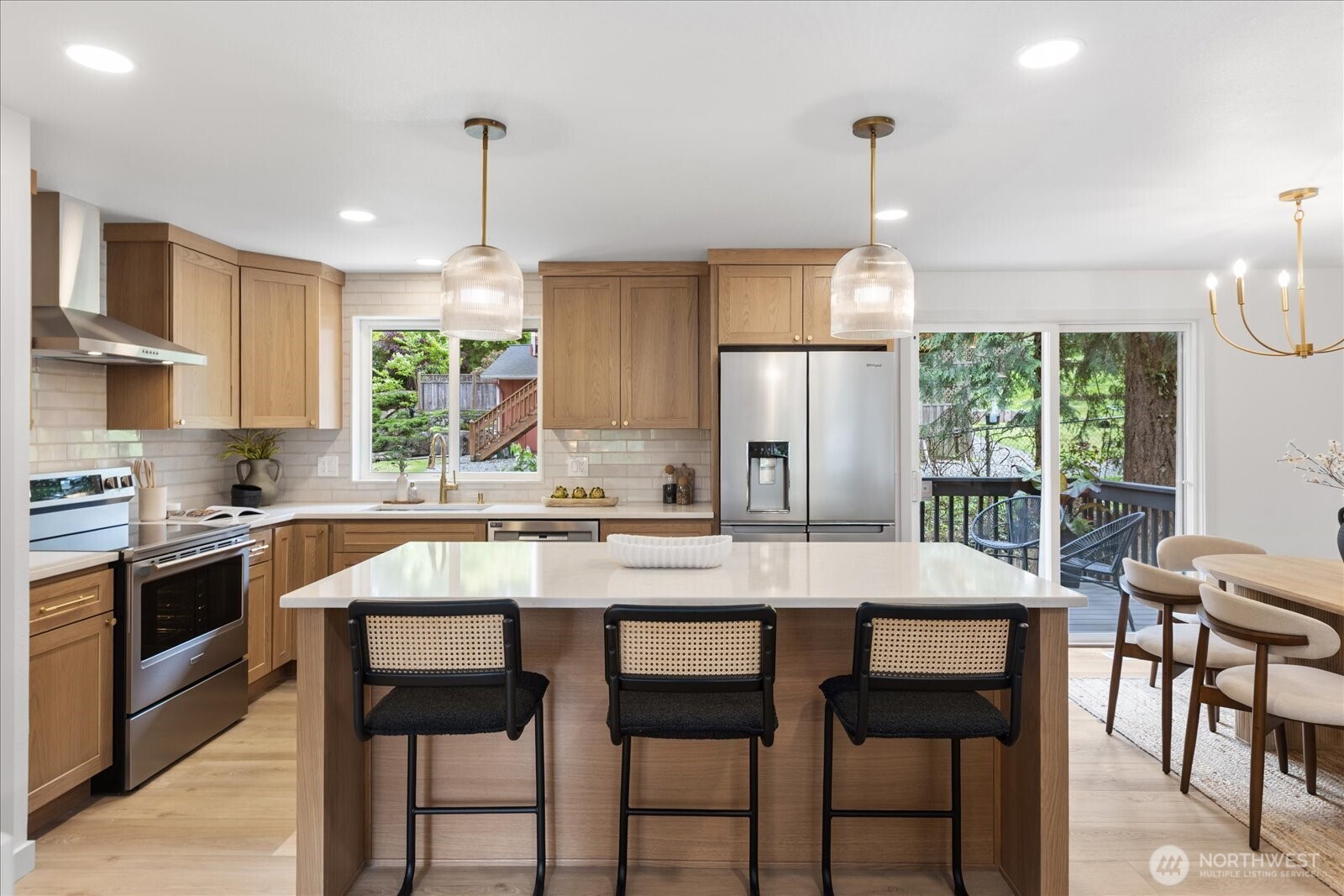 20111 80th Avenue W, Edmonds, WA 98026