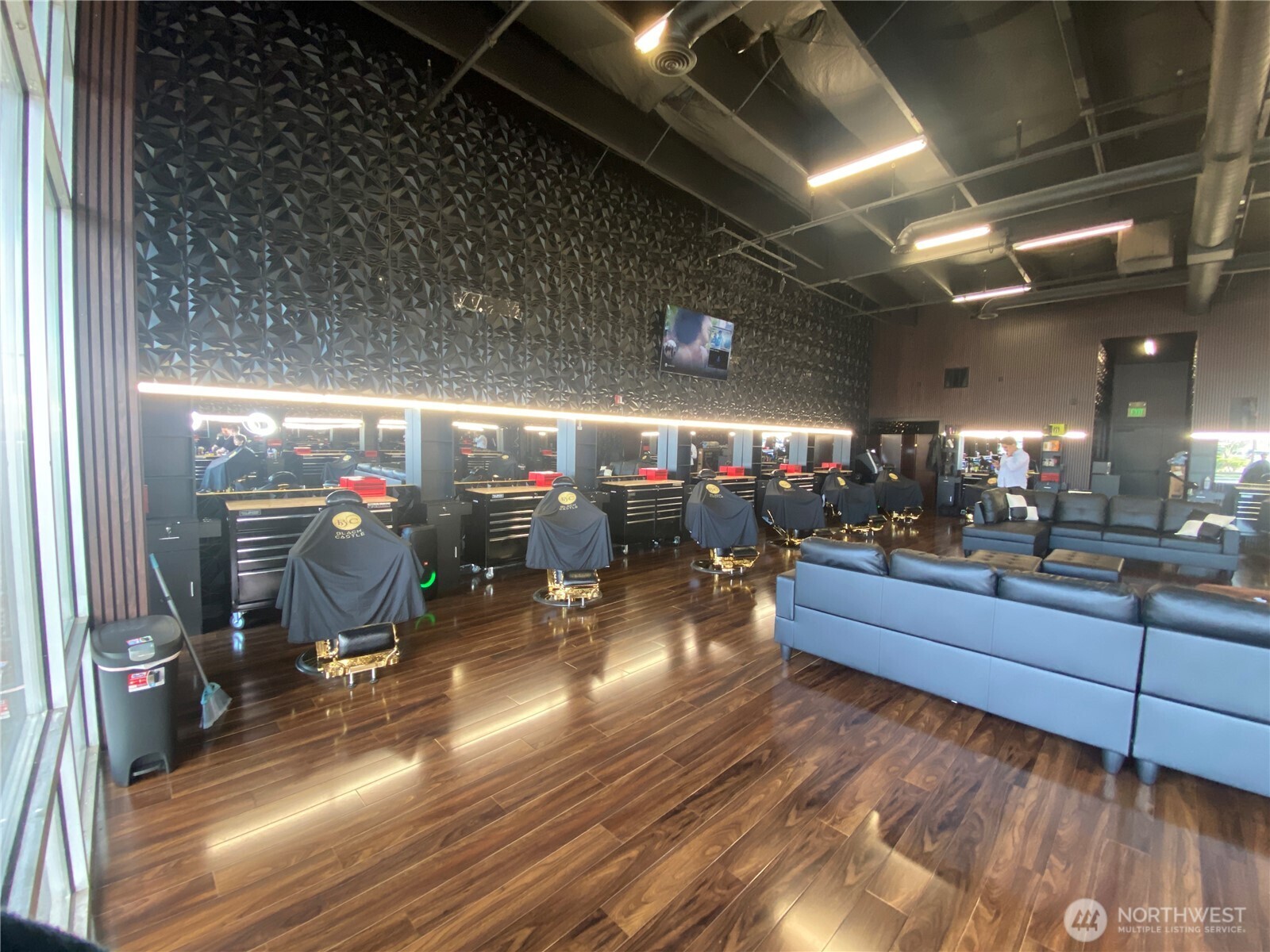 20839 SR-410 E, Bonney Lake, WA 98390-6301
