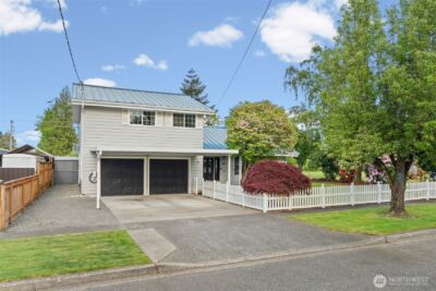 284 S 2nd Street , Buckley, WA 98321 - Photo 2