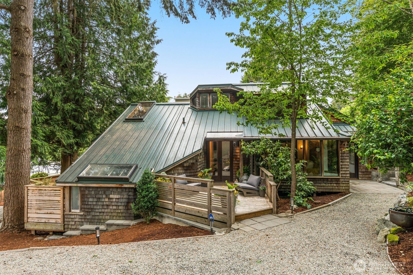 9629 California Avenue SW, Seattle, WA 98136