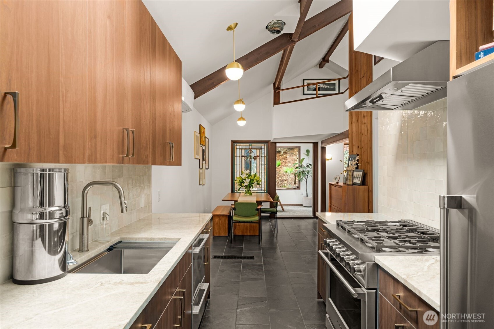 9629 California Avenue SW, Seattle, WA 98136