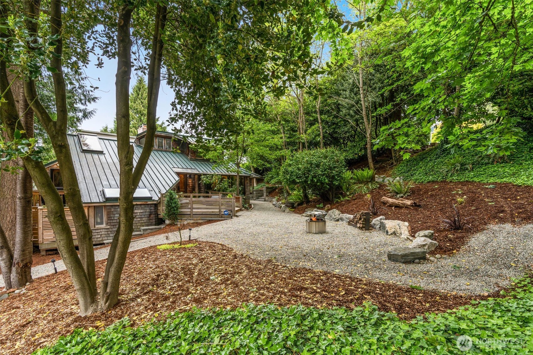9629 California Avenue SW, Seattle, WA 98136