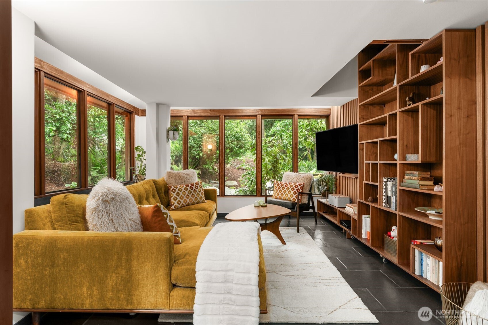 9629 California Avenue SW, Seattle, WA 98136