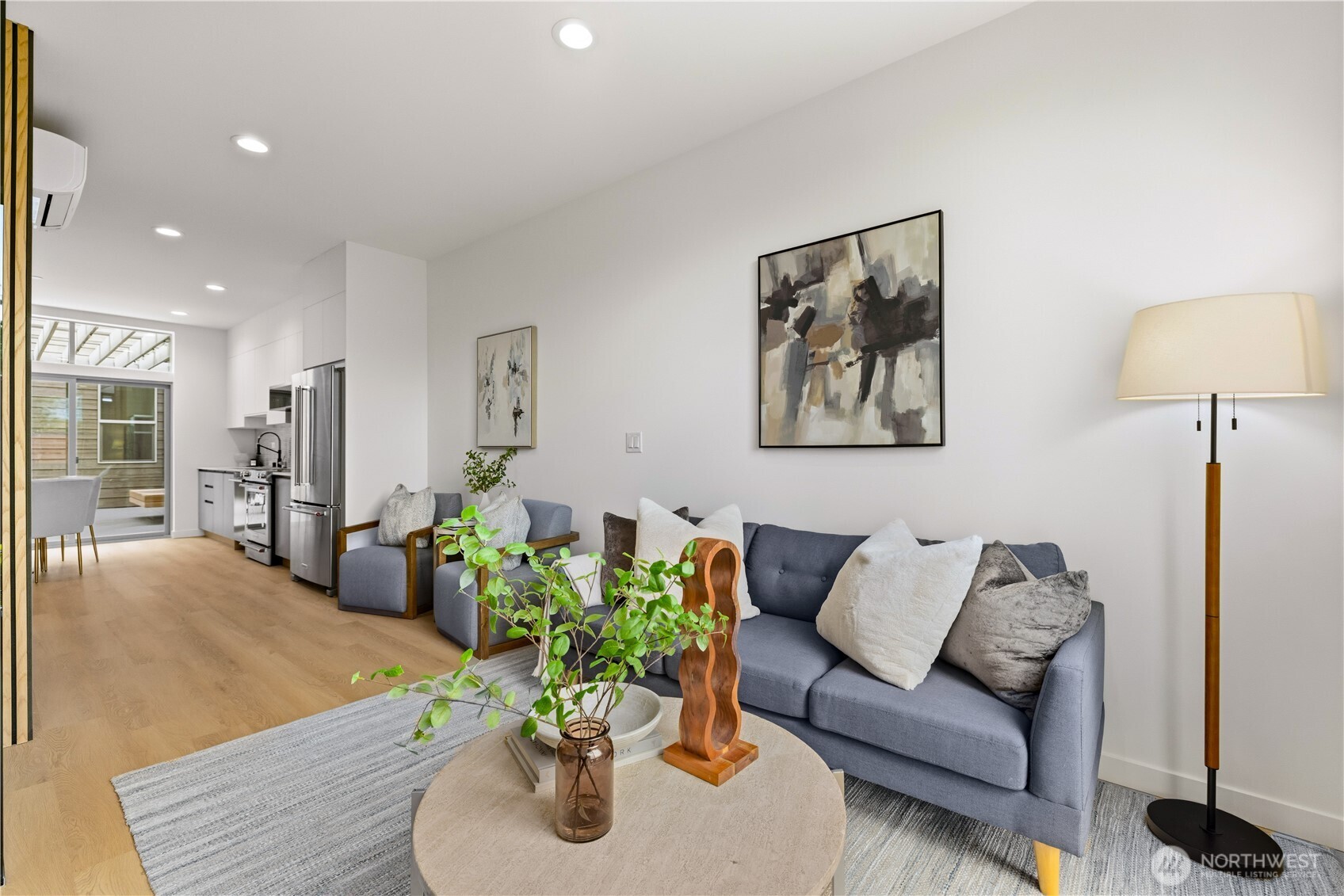 3817 C Fremont Avenue N, Seattle, WA 98103