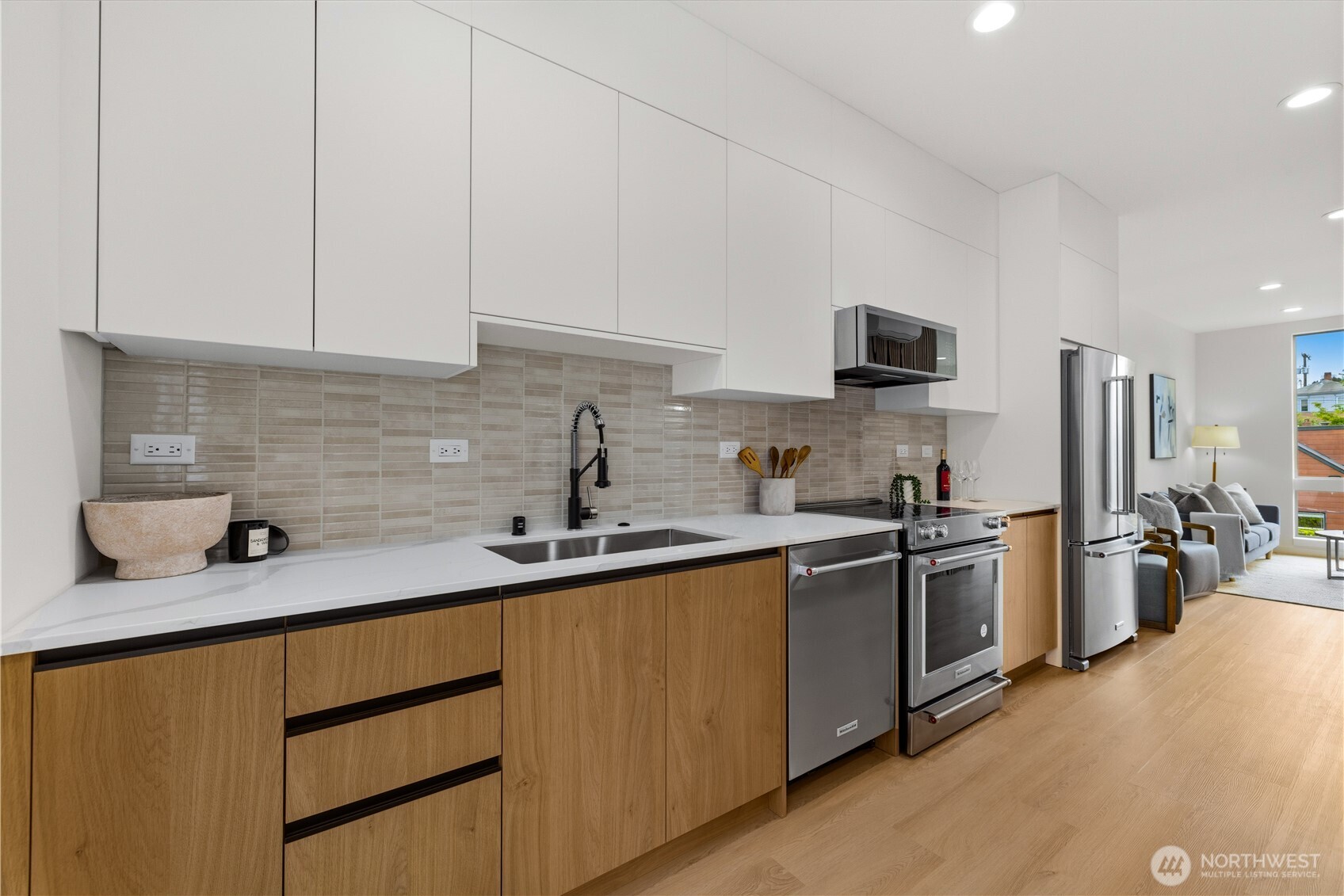 3817 C Fremont Avenue N, Seattle, WA 98103