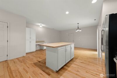 4200 Edgewater Boulevard NE, Lacey, WA 98516 - Photo 12