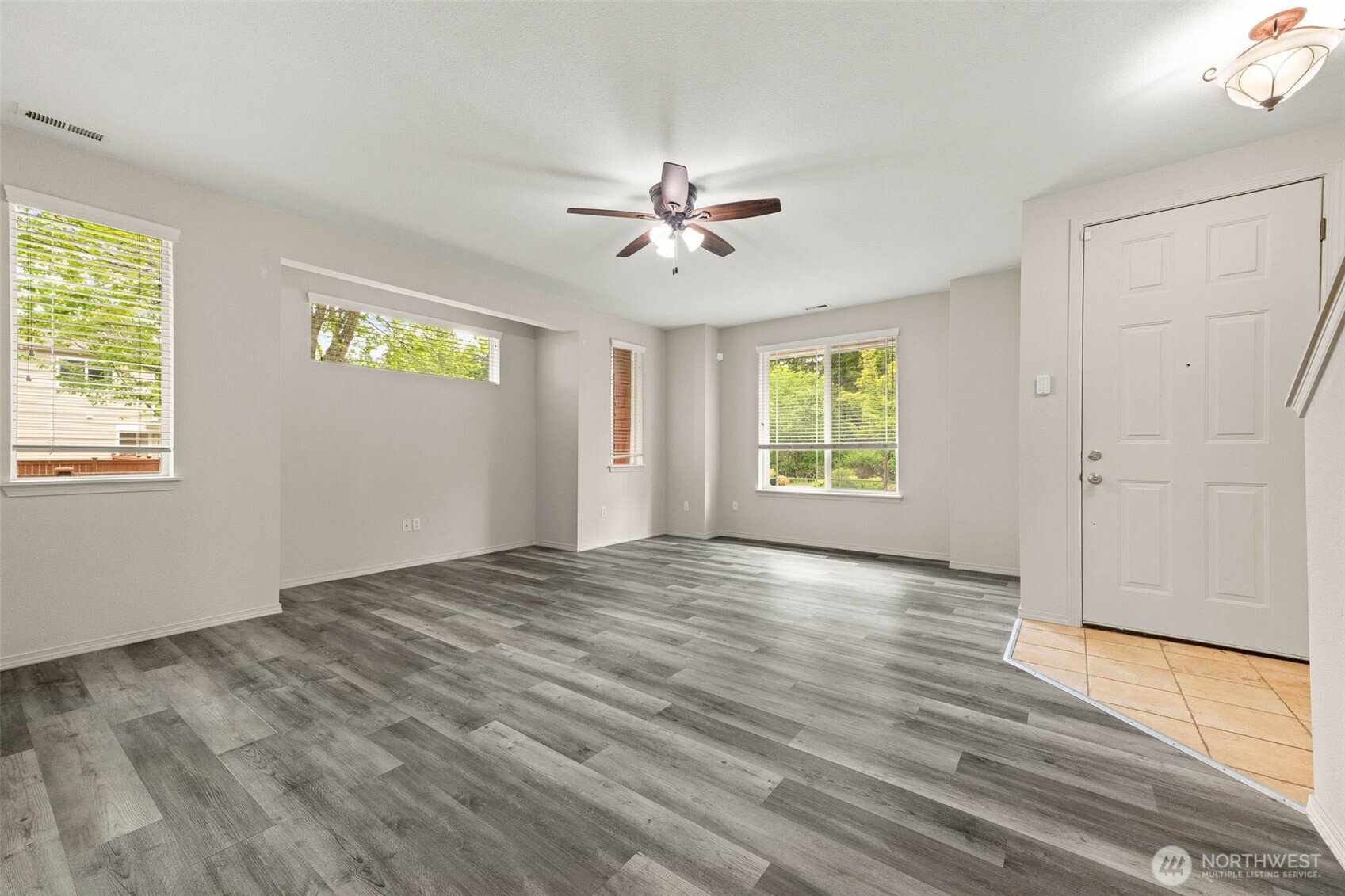 4200 Edgewater Boulevard NE, Lacey, WA 98516