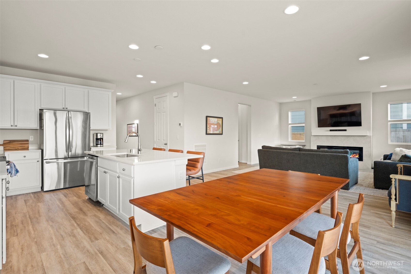 10352 Chimes Place NW, Bremerton, WA 98311