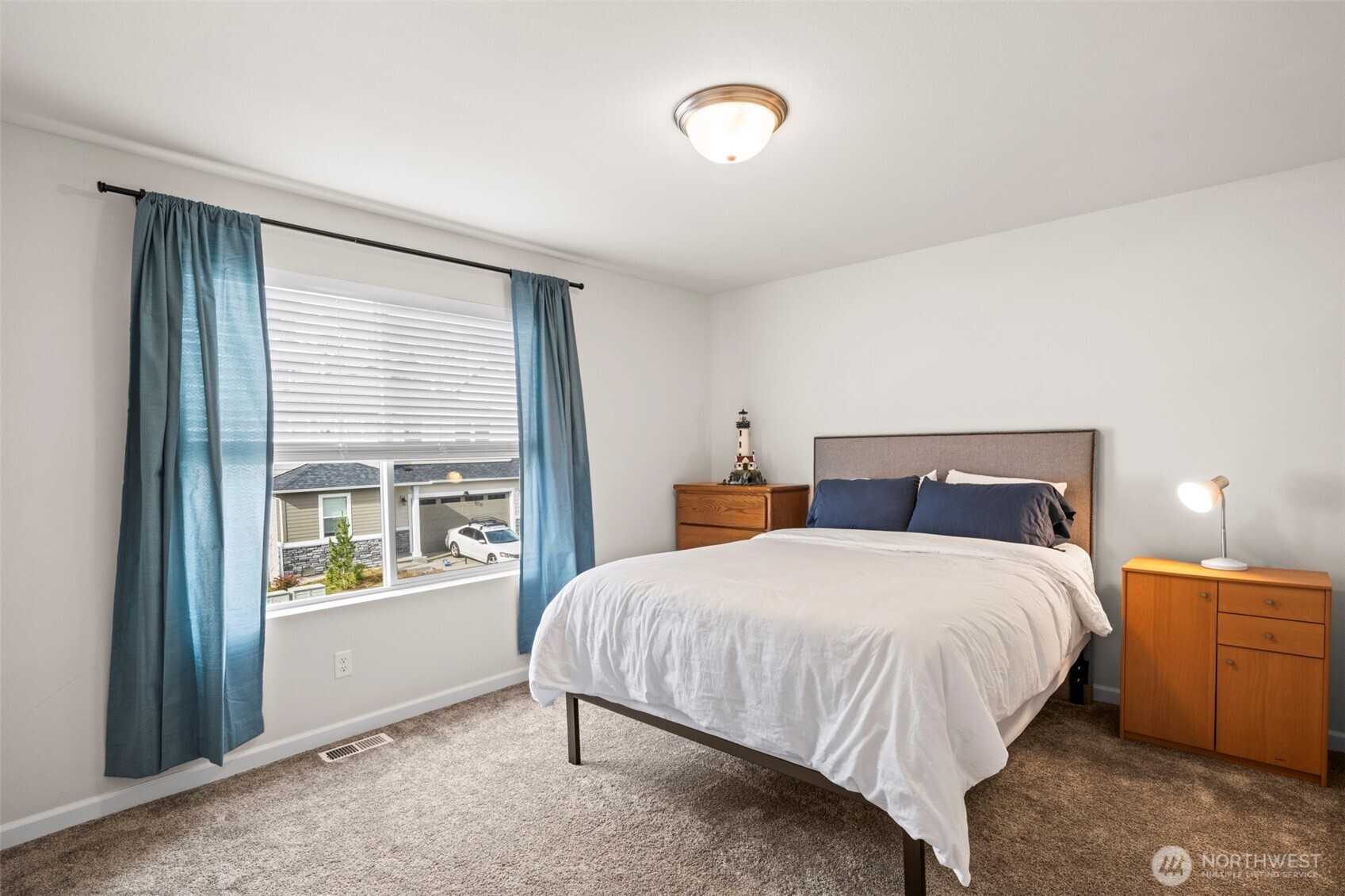 10352 Chimes Place NW, Bremerton, WA 98311