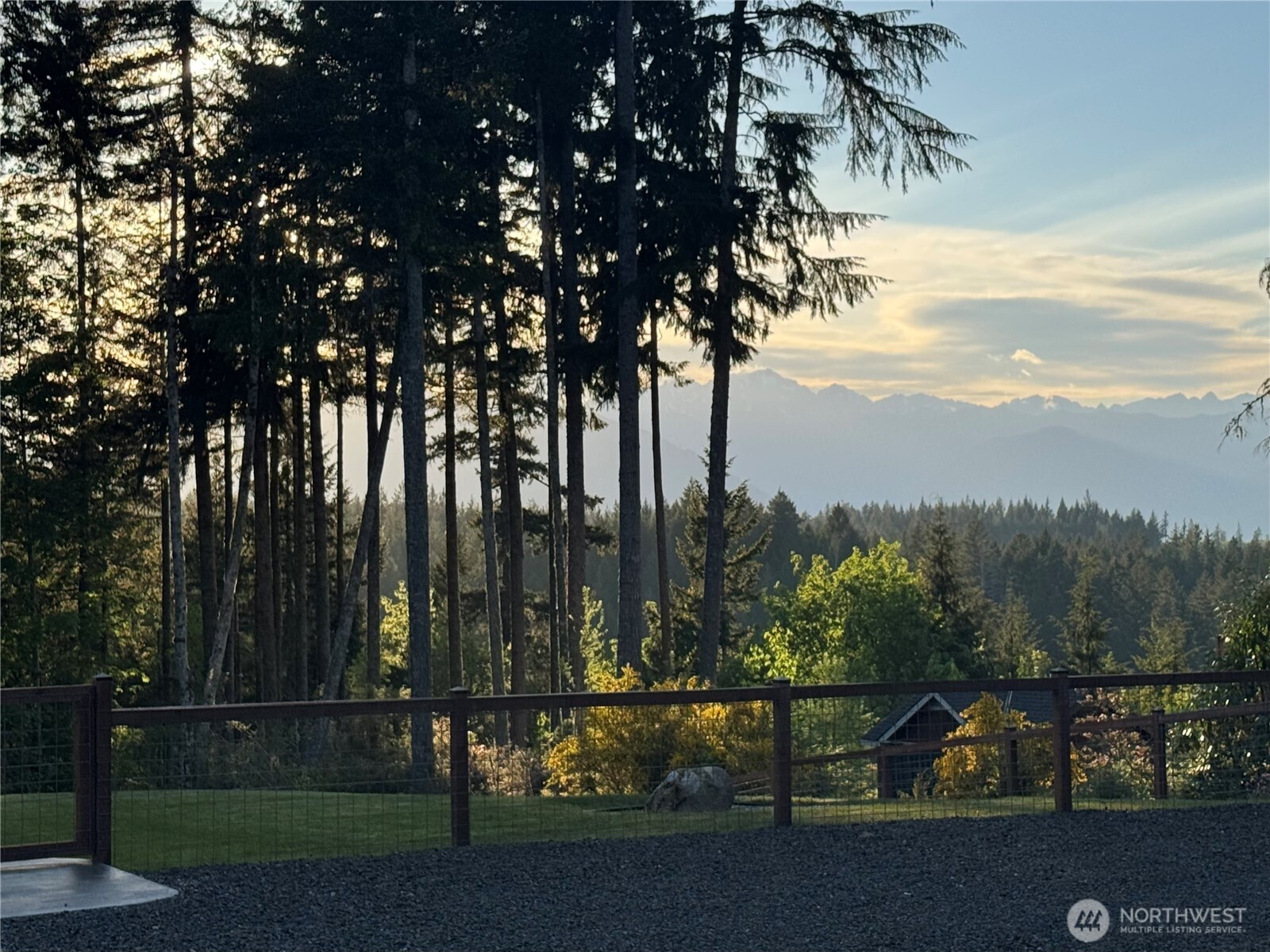 10128 Merlins Lane NW, Bremerton, WA 98312