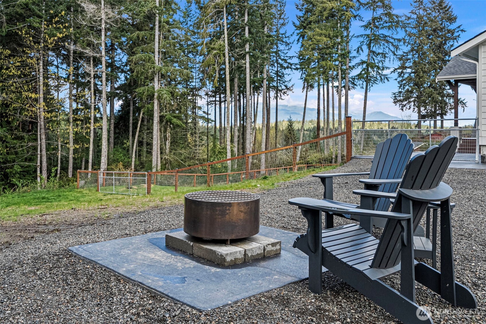 10128 Merlins Lane NW, Bremerton, WA 98312