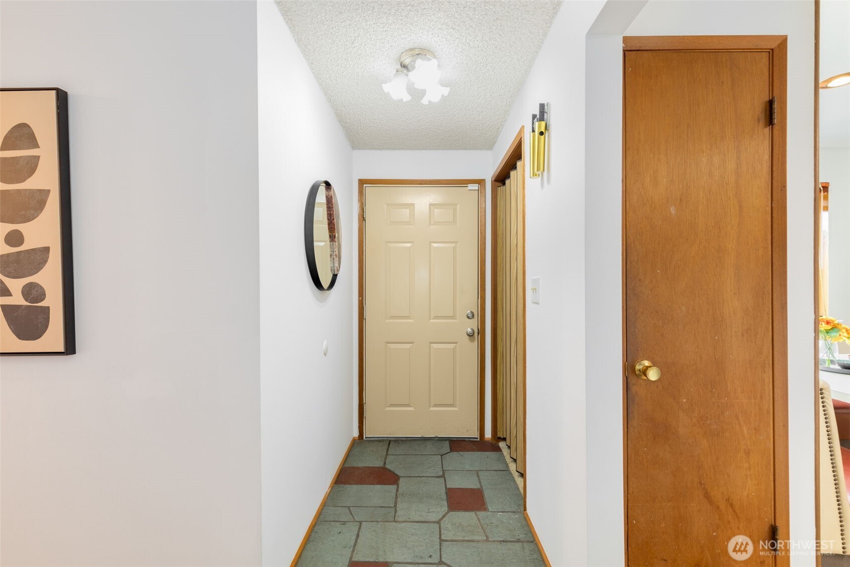 9912 51st Avenue S, Seattle, WA 98118