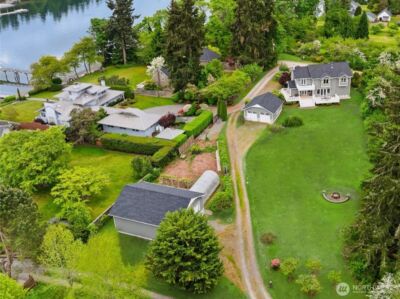 15390 Broom Street NE, Bainbridge Island, WA 98110 - Photo 4