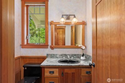 15390 Broom Street NE, Bainbridge Island, WA 98110 - Photo 17