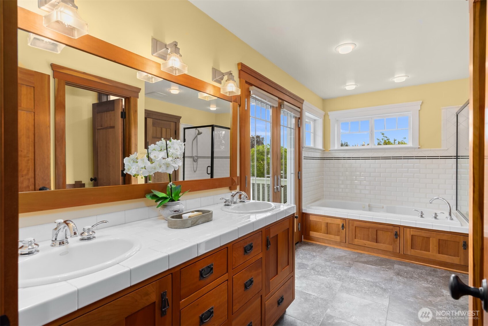 15390 Broom Street NE, Bainbridge Island, WA 98110