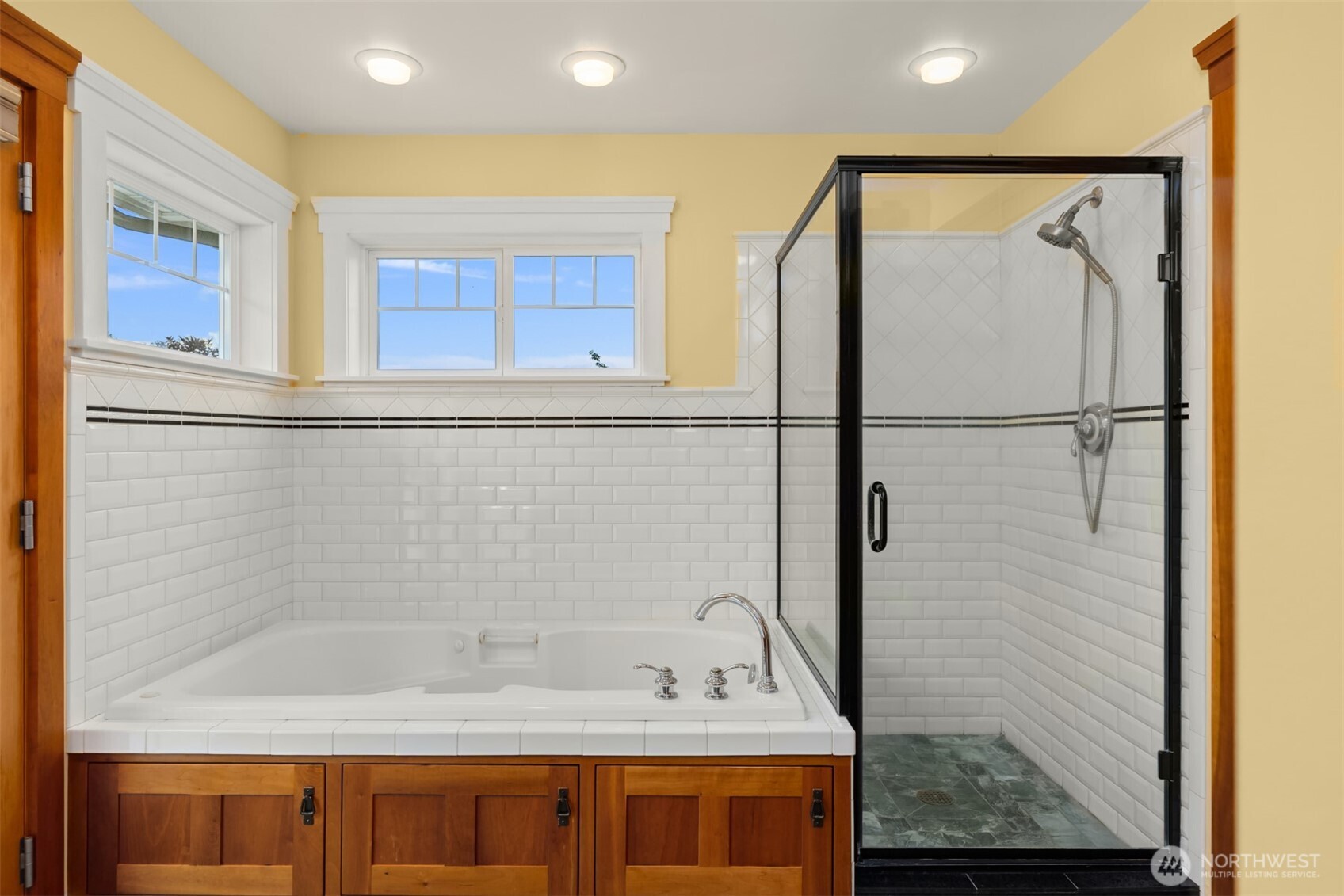 15390 Broom Street NE, Bainbridge Island, WA 98110