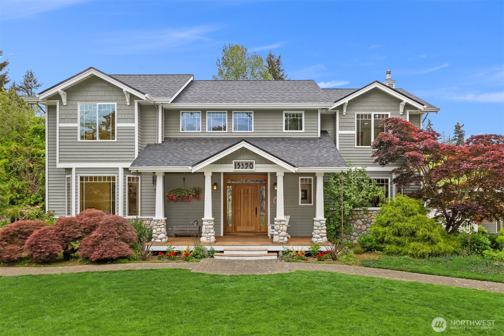 15390 Broom Street NE, Bainbridge Island, WA 98110