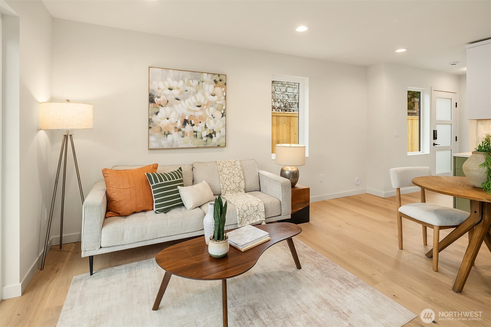 7062 Cleopatra Place NW, Seattle, WA 98117