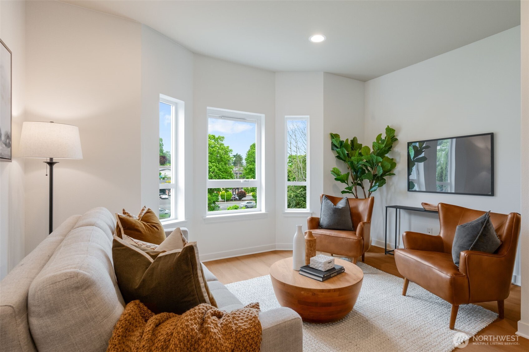 4849 S Chicago Street , Seattle, WA 98118