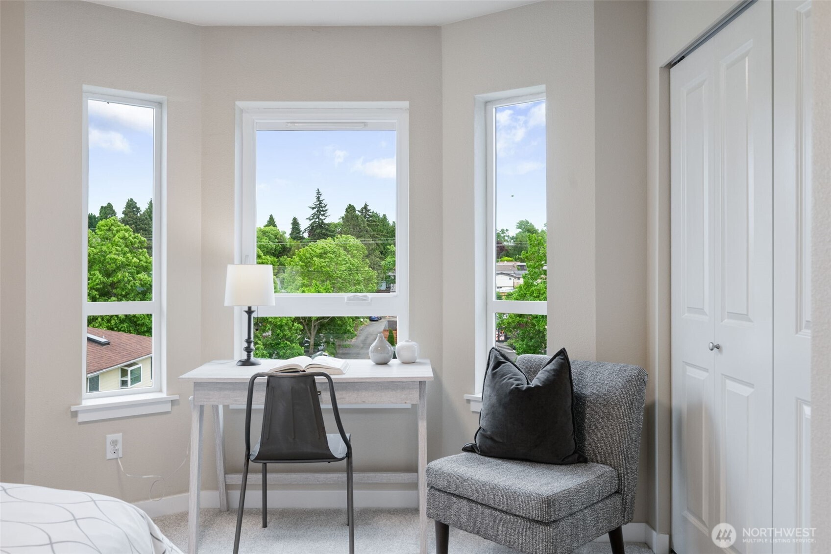 4849 S Chicago Street , Seattle, WA 98118