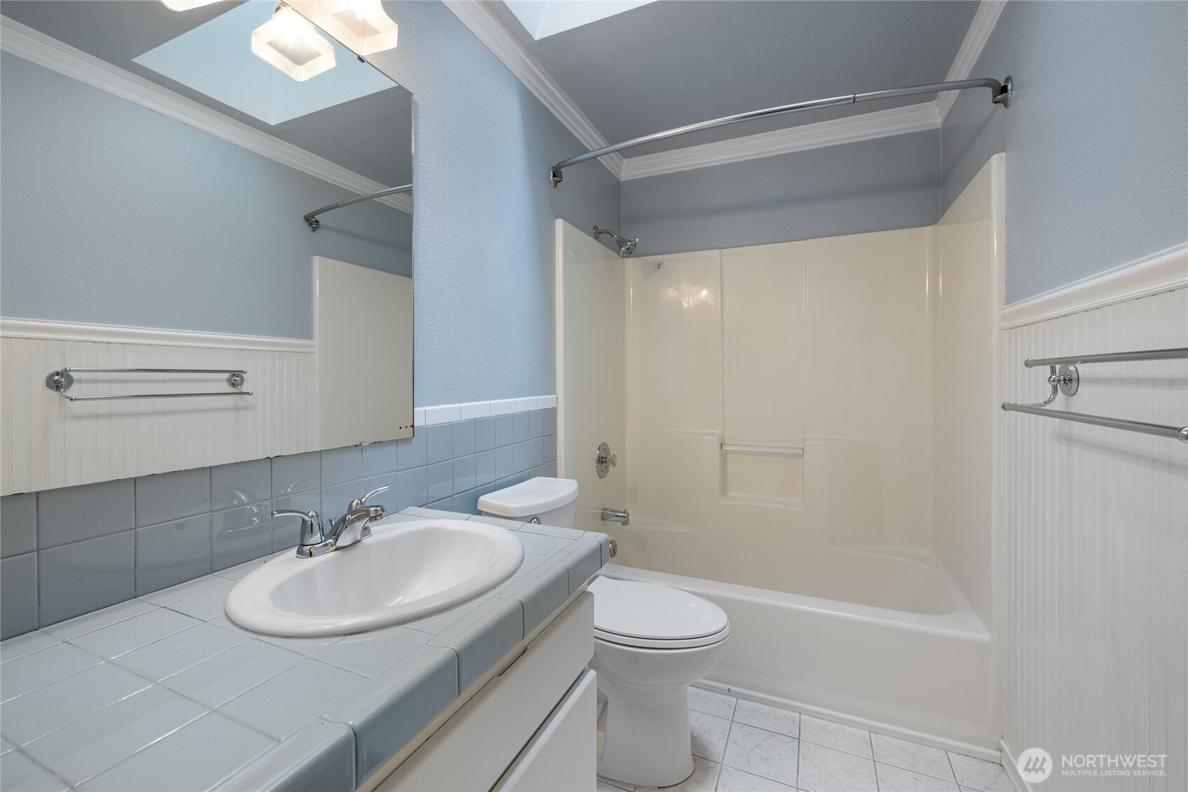 3334 Mercedes Drive NE, Lacey, WA 98516