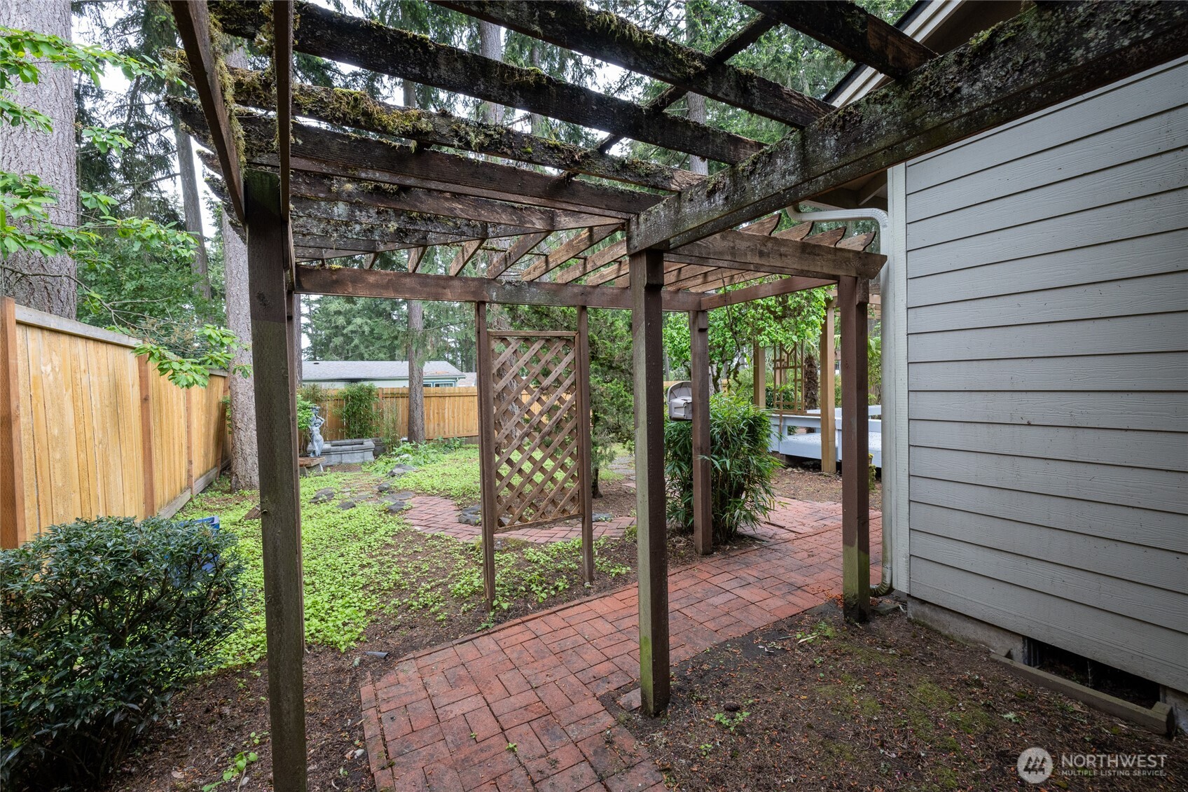 3334 Mercedes Drive NE, Lacey, WA 98516