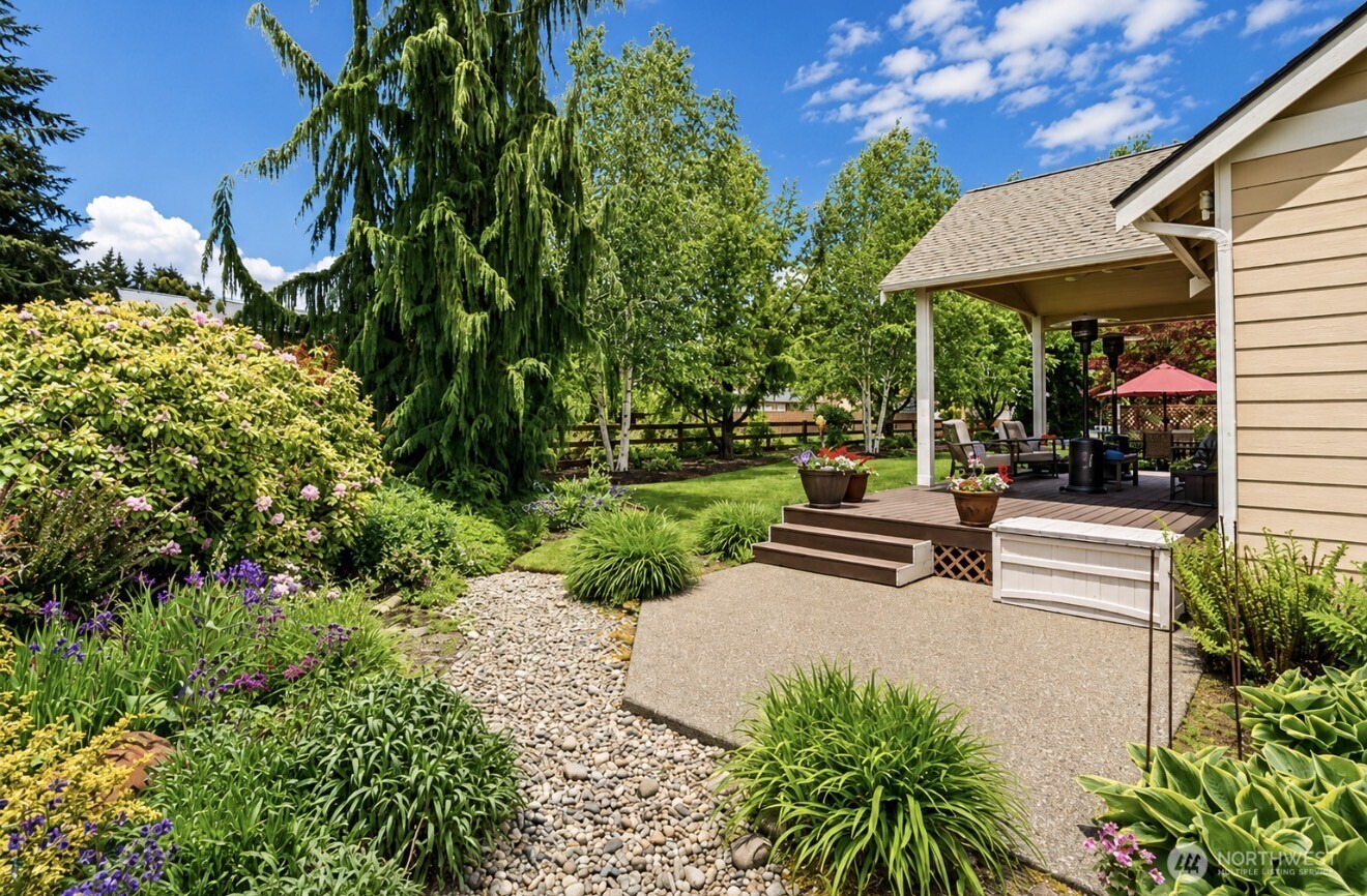 9039 176th Avenue SW, Rochester, WA 98579