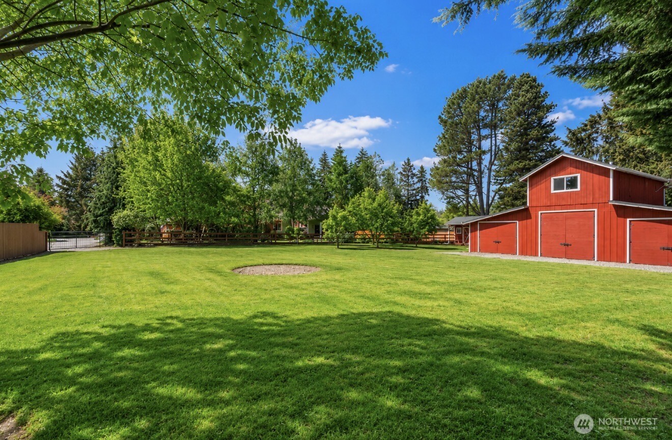 9039 176th Avenue SW, Rochester, WA 98579